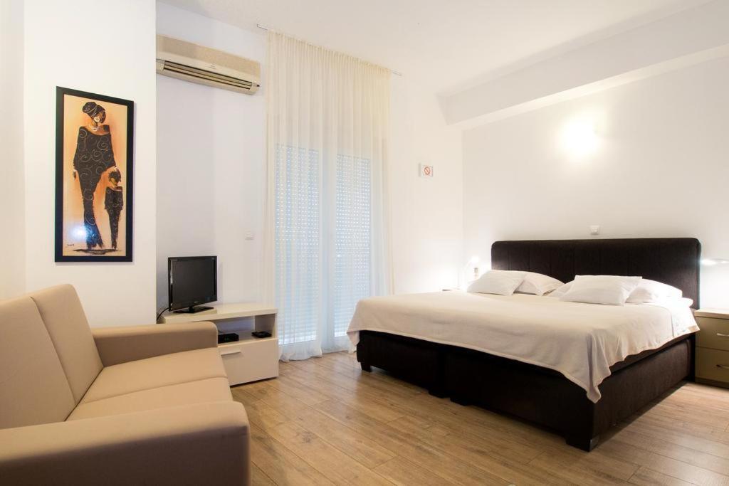 פודסטראנה Bed & Breakfast Pino מראה חיצוני תמונה
