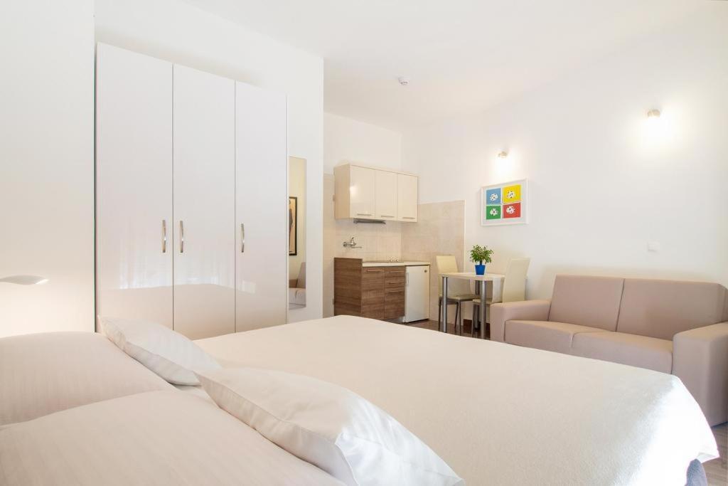 פודסטראנה Bed & Breakfast Pino מראה חיצוני תמונה